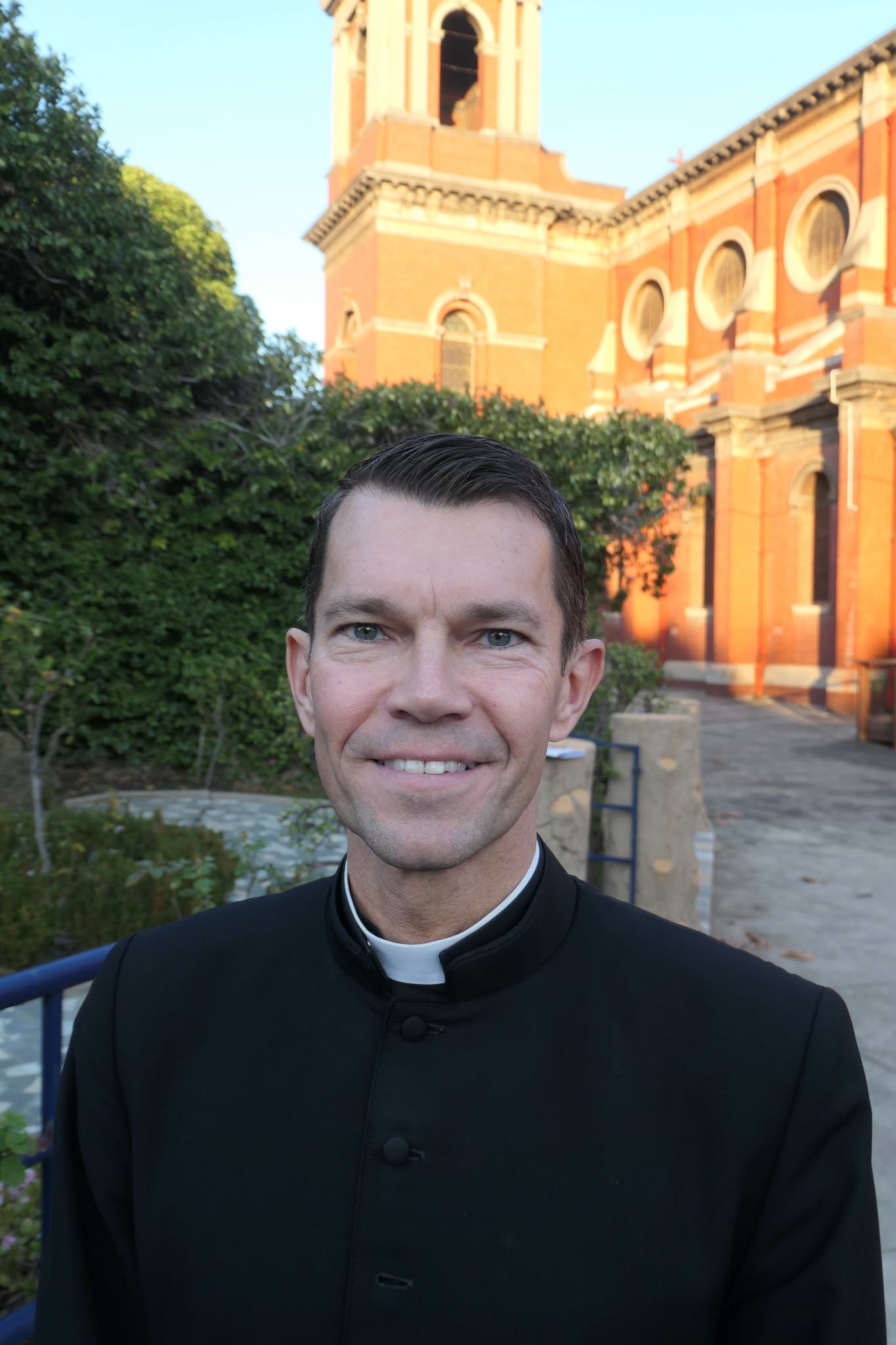 Fr Mariusz Grzech